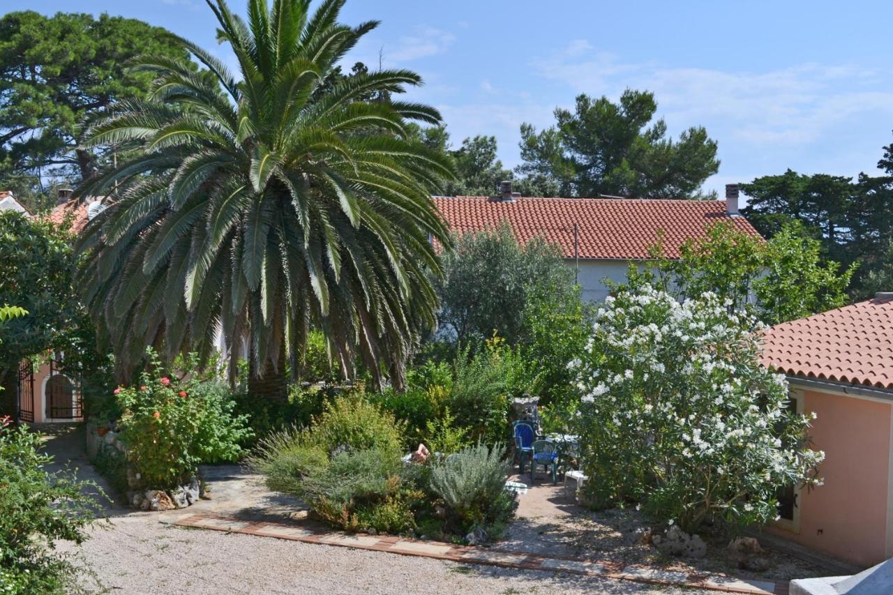 Apartments With A Parking Space Veli Losinj, Losinj - 8029 Exterior foto