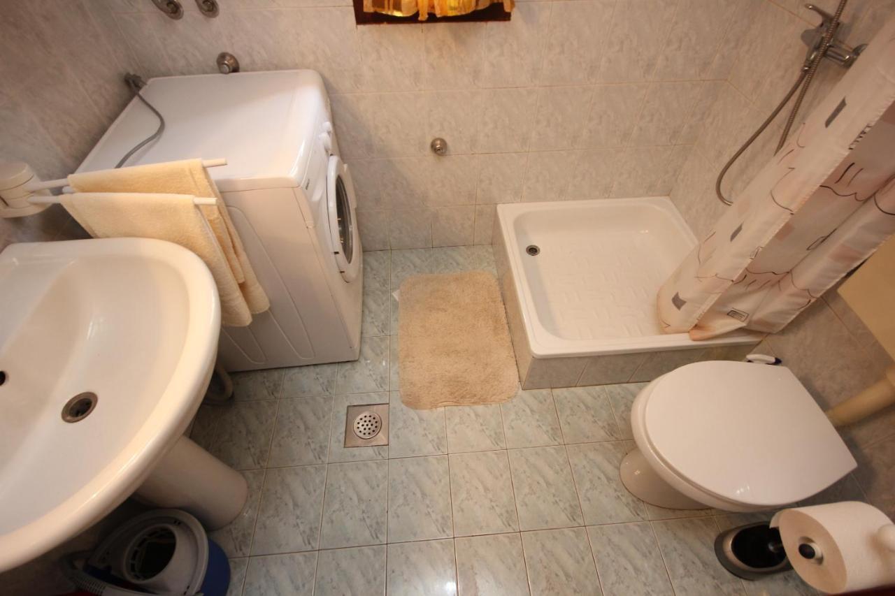 Apartments With A Parking Space Veli Losinj, Losinj - 8029 Exterior foto