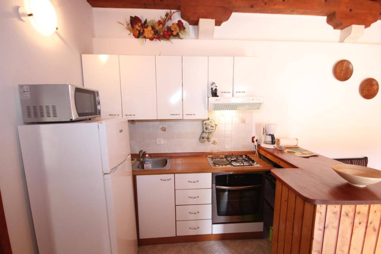 Apartments With A Parking Space Veli Losinj, Losinj - 8029 Exterior foto